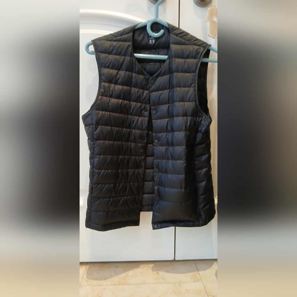 Black Puffer Vest